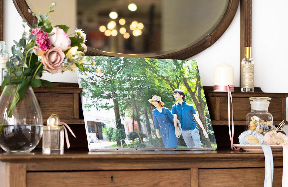 結婚式後も飾れる おしゃれなウェルカムボードの作り方 写真と ちょっといい暮らし 写真を飾る を楽しむwebマガジン