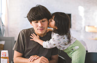 【年代別】父の日に喜ばれる「写真でつくるオリジナルプレゼント」